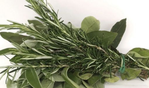 Immagine di Salvia e Rosmarino a mazzo